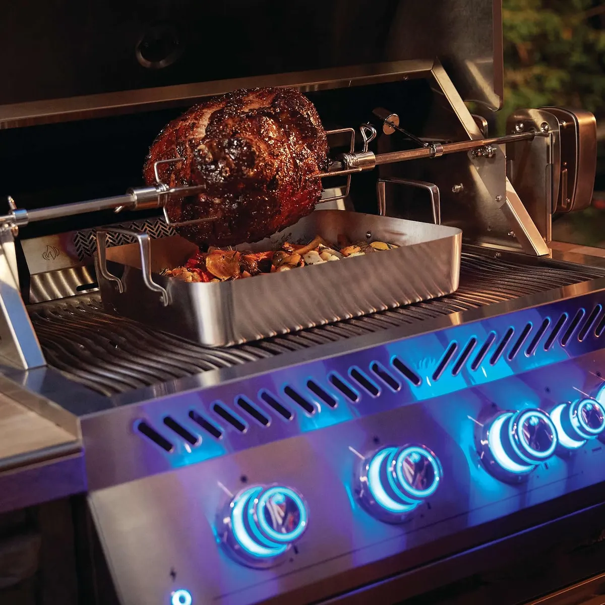 700 Series 32 RB with Interior Lights