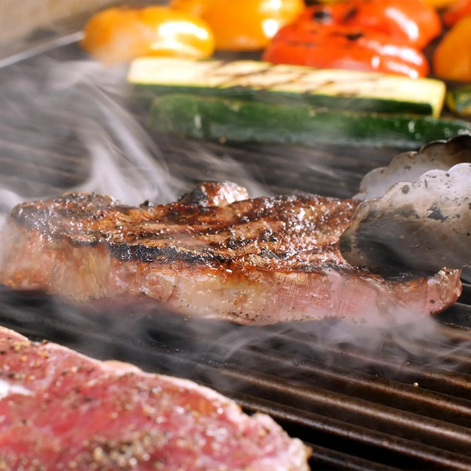 Saber Grills: 500 Series 3-Burner Cart Grill (LP)